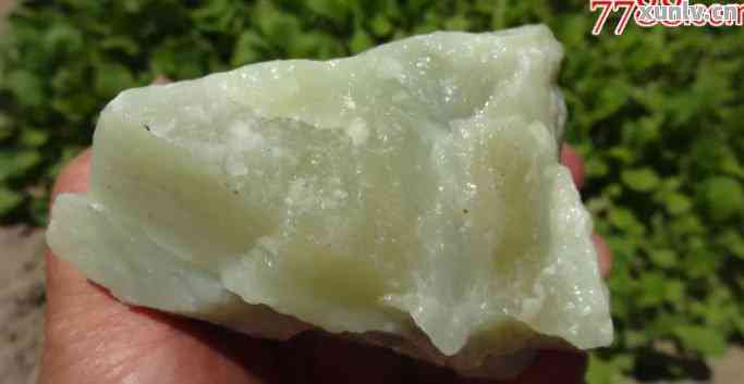 新疆与青海玉石原料 真实价格与图片全览